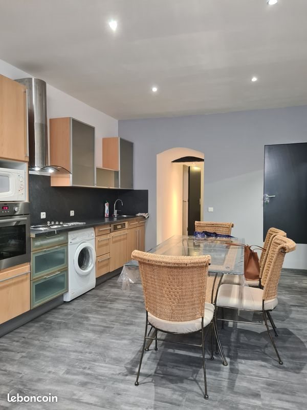 Appartement à louer, 60m², Saint-Maximin-la-Sainte-Baume