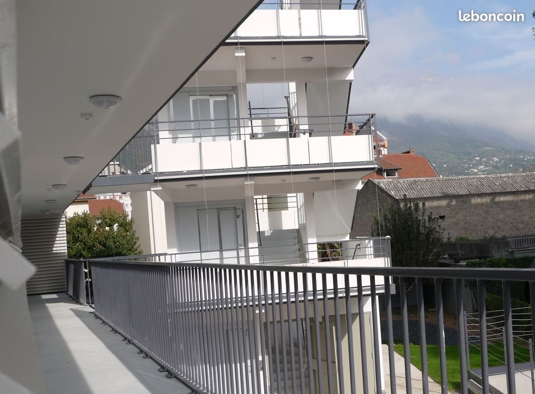 Appartement à louer, 70m², Grenoble