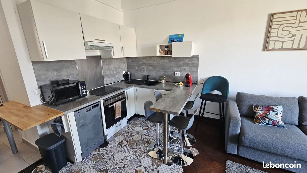 Appartement à louer, 54m², Antibes