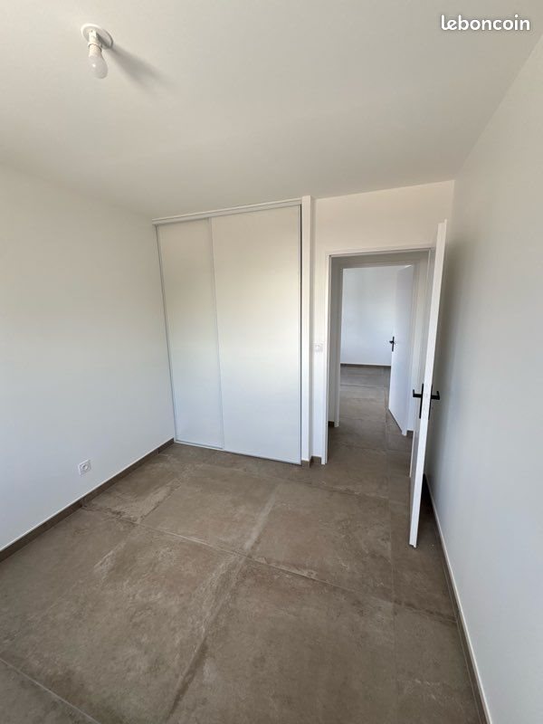 Maison à louer, 85m², Anneyron