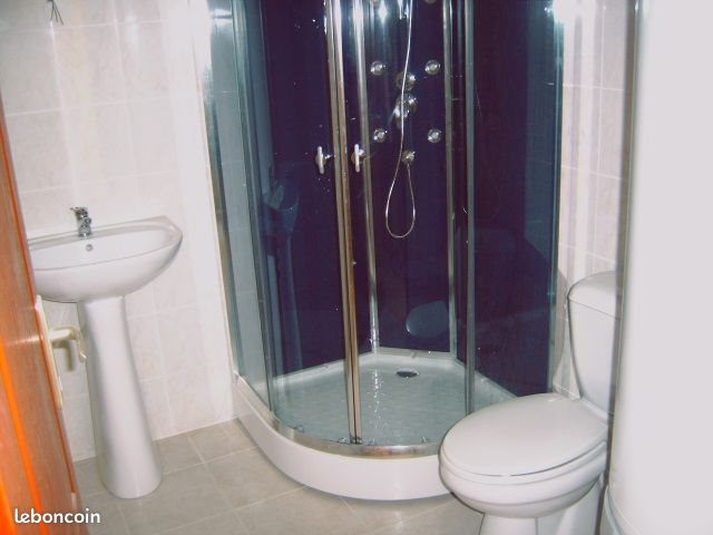 Appartement à louer, 45m², Rieupeyroux