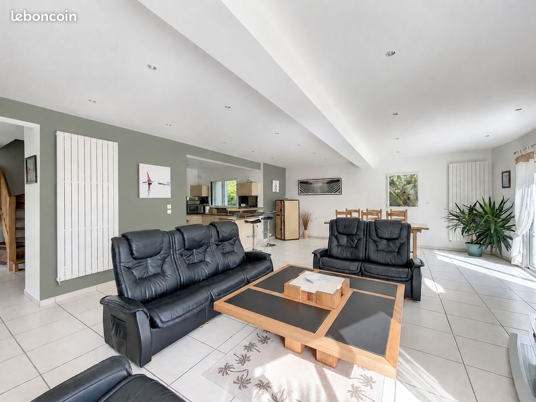 Maison à louer, 158m², Roscoff