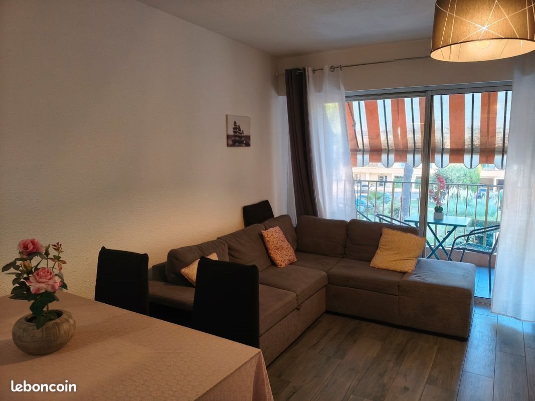 Appartement à louer, 40m², Mandelieu-la-Napoule