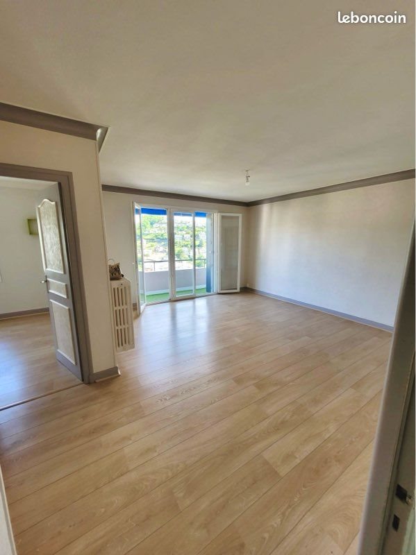 Appartement à louer, 74m², Tulle