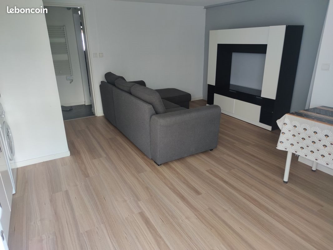 Appartement à louer, 25m², Elancourt