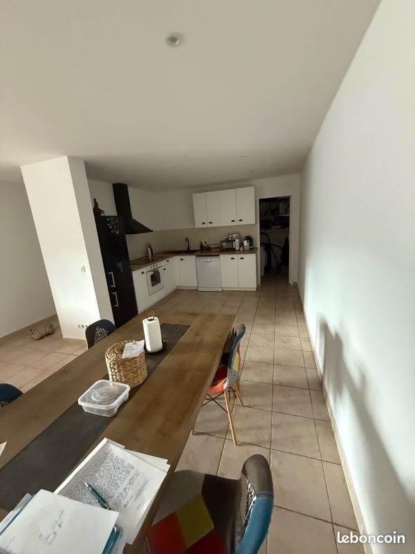 Appartement à louer, 75m², Biguglia