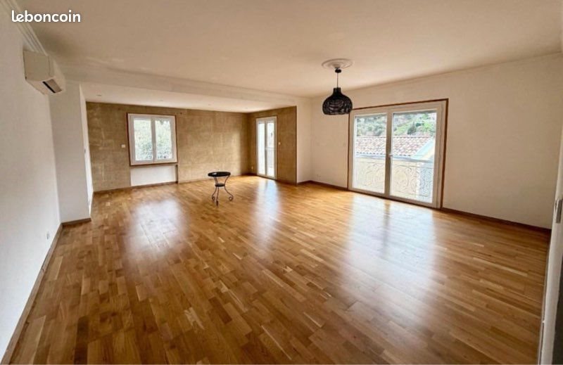 Appartement à louer, 130m², Meyrargues