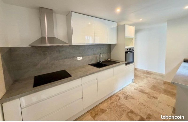 Appartement à louer, 130m², Meyrargues