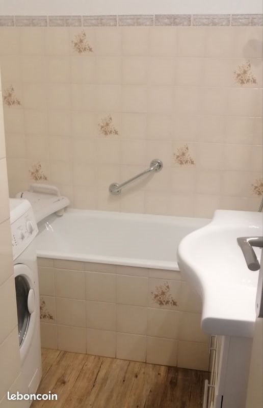 Appartement à louer, 30m², Gréoux-les-Bains