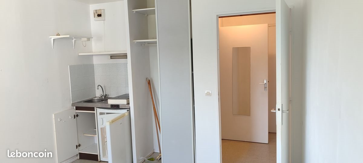 Appartement à louer, 19m², Cergy
