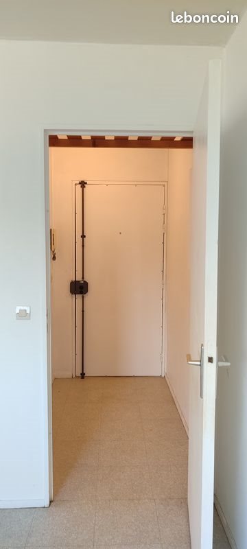 Appartement à louer, 19m², Cergy