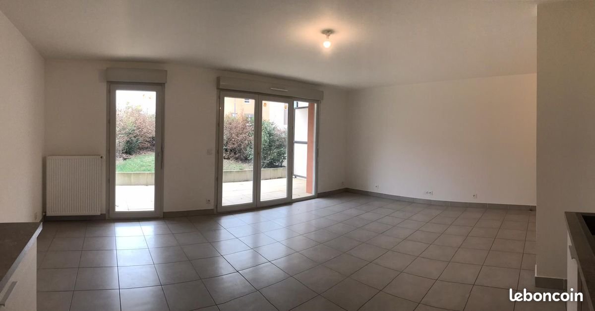 Appartement à louer, 82m², Valleiry