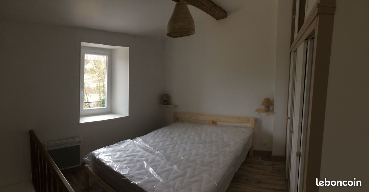 Appartement à louer, 28m², Saintes