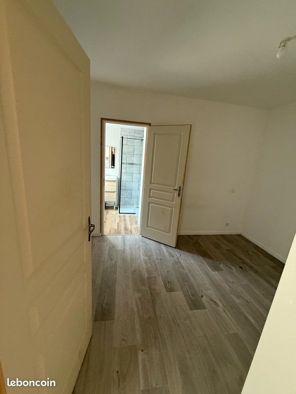 Appartement à louer, 50m², Neuville-aux-Bois
