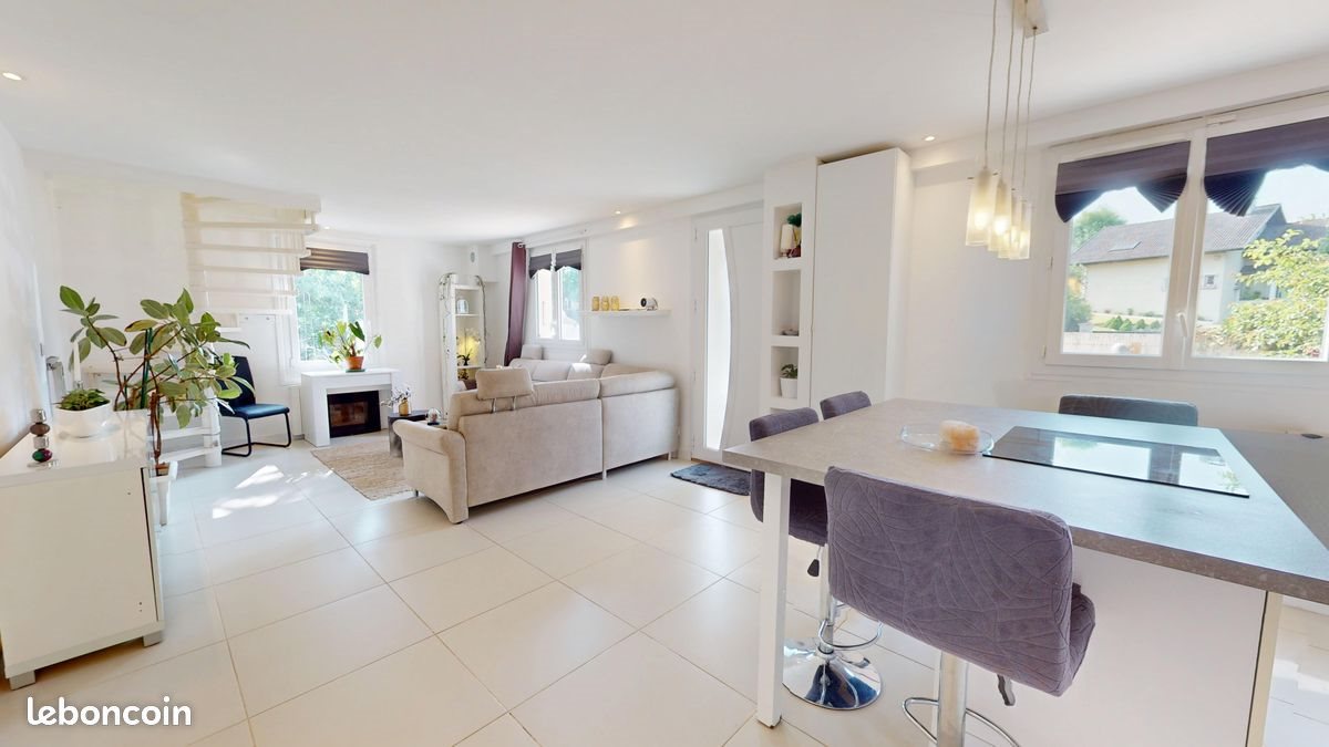 Maison à vendre, 170m², Viry