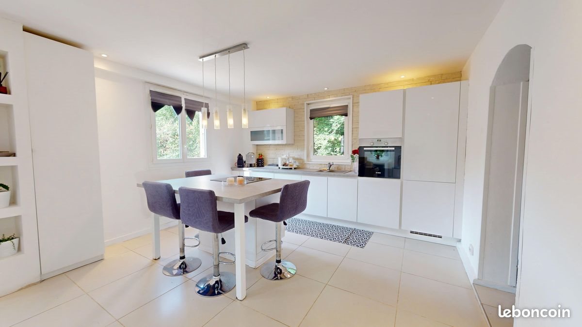 Maison à vendre, 170m², Viry