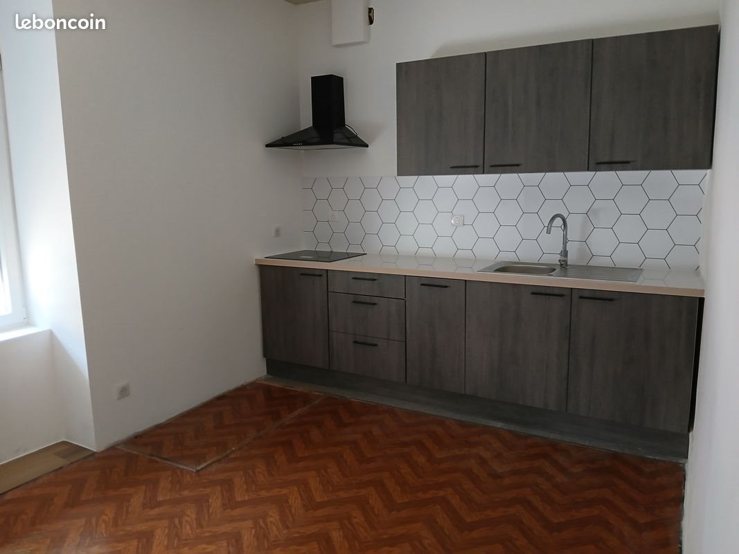 Appartement à louer, 35m², Puy-l'Evêque