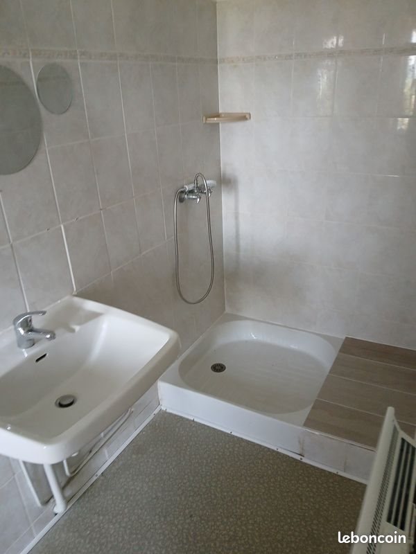 Appartement à louer, 35m², Puy-l'Evêque
