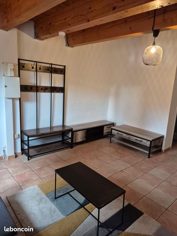 Appartement à louer, 28m², Nîmes