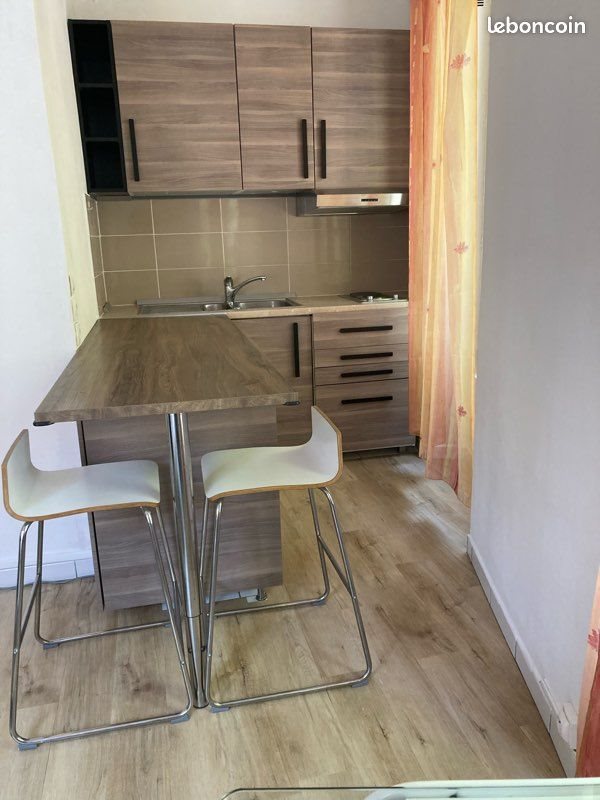 Appartement à louer, 19m², Versailles