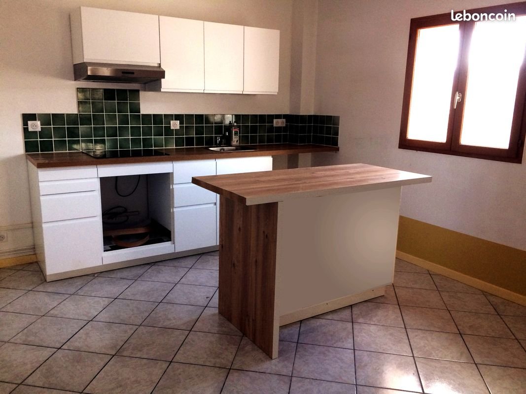 Appartement à louer, 44m², Cuges-les-Pins