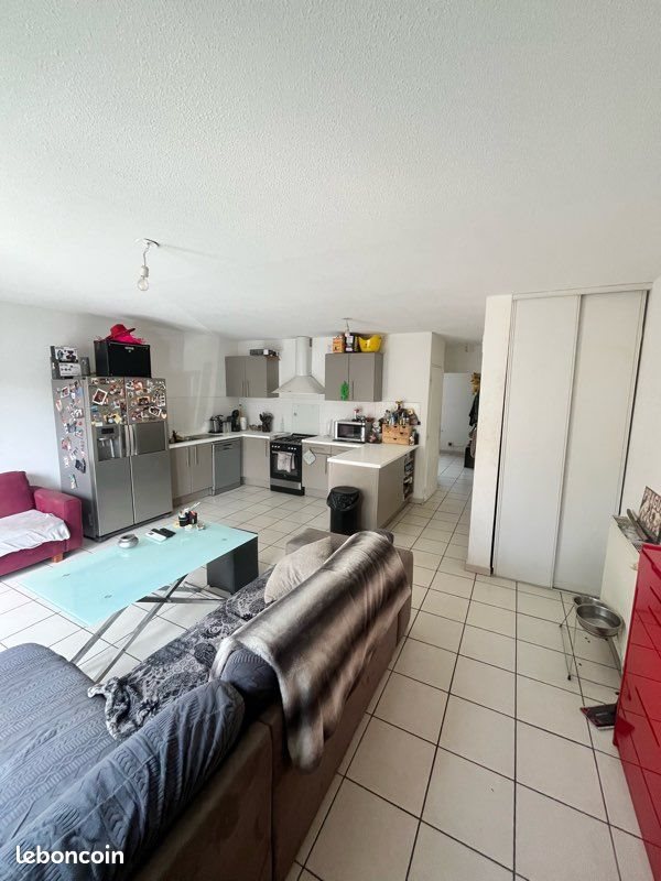 Appartement à louer, 51m², Saint-Estève