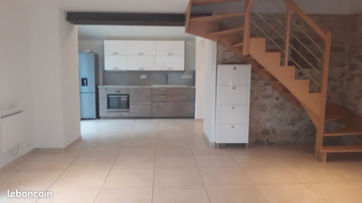 Maison à louer, 80m², Les Touches