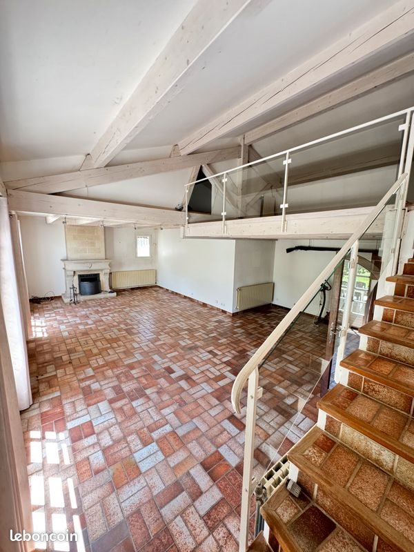 Maison à vendre, 200m², Montélier