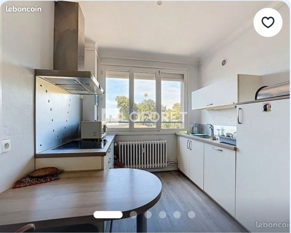 Appartement à louer, 70m², Vénissieux