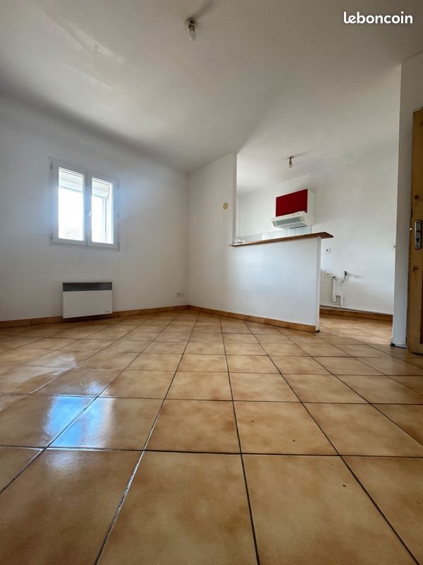 Appartement à louer, 19m², Béziers