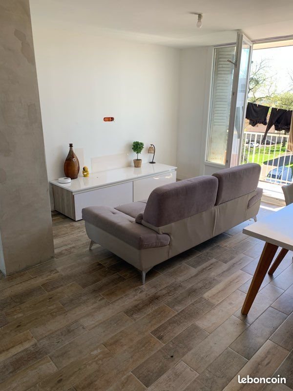 Appartement à vendre, 3m², Vénissieux