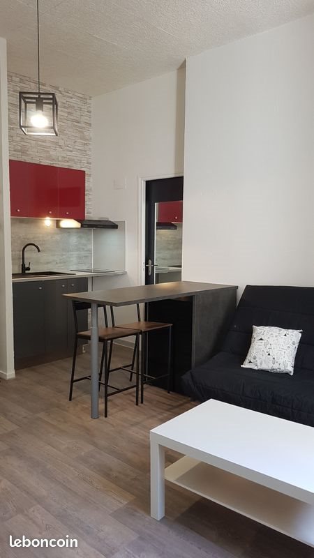 Appartement à louer, 21m², Orange