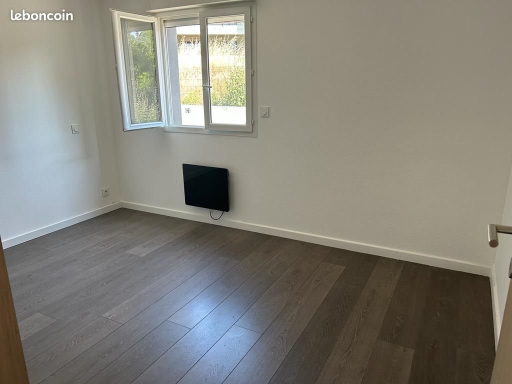 Appartement à louer, 38m², Bastia