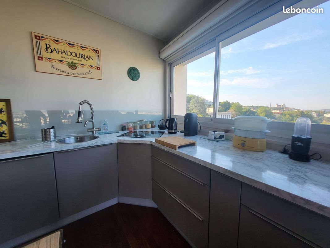 Appartement à vendre, 66m², Sainte-Foy-lès-Lyon