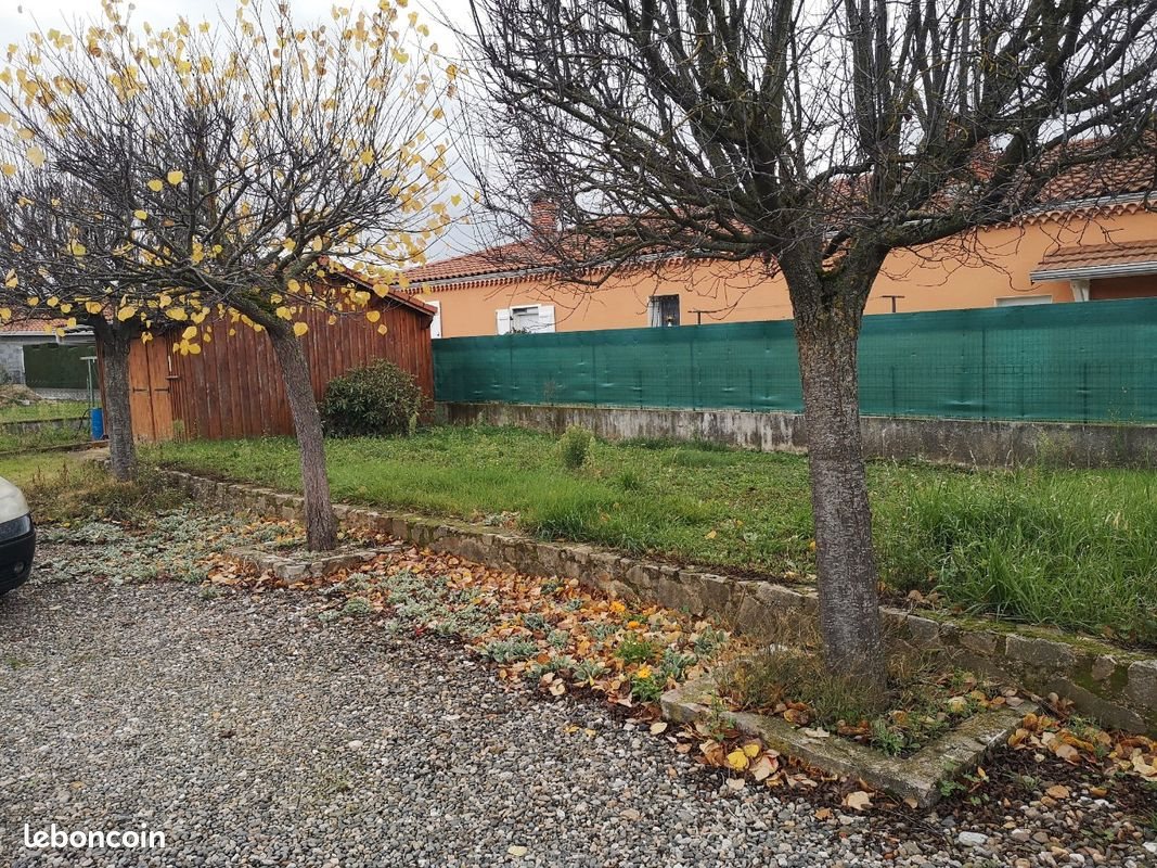 Maison à louer, 90m², Cohade