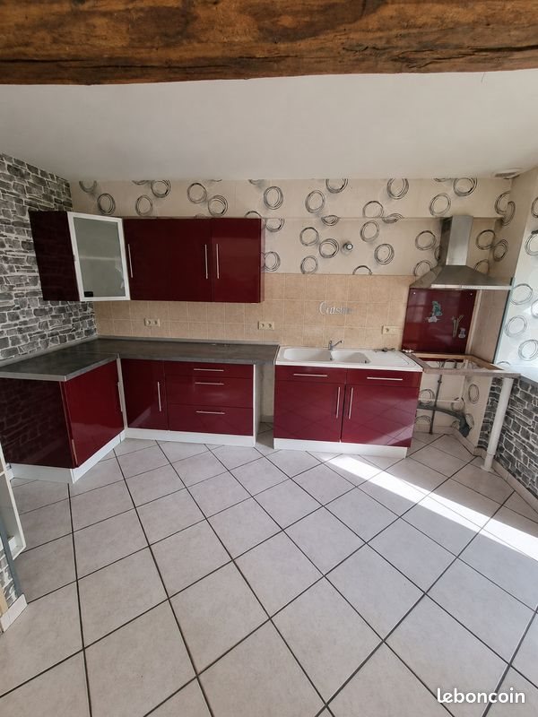 Maison à louer, 75m², Vrigne-aux-Bois