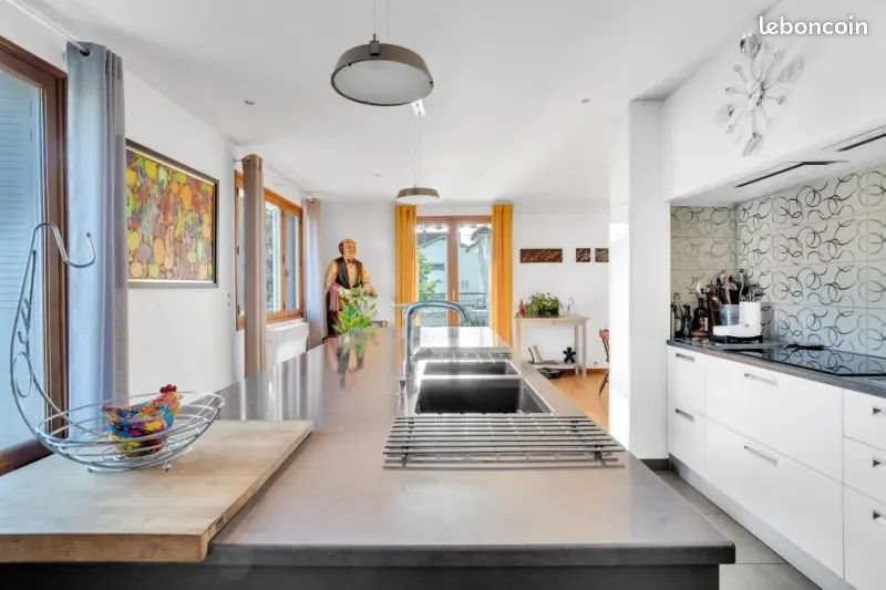 Maison à vendre, 253m², Barberaz