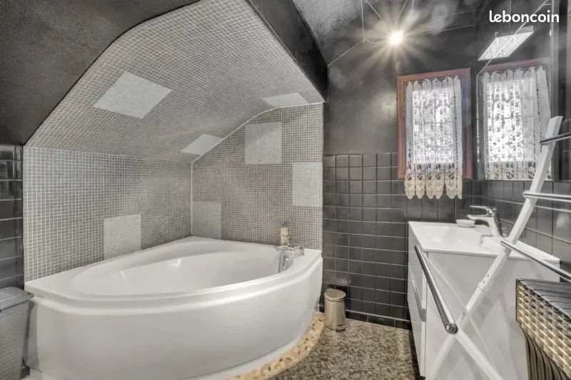Maison à vendre, 253m², Barberaz