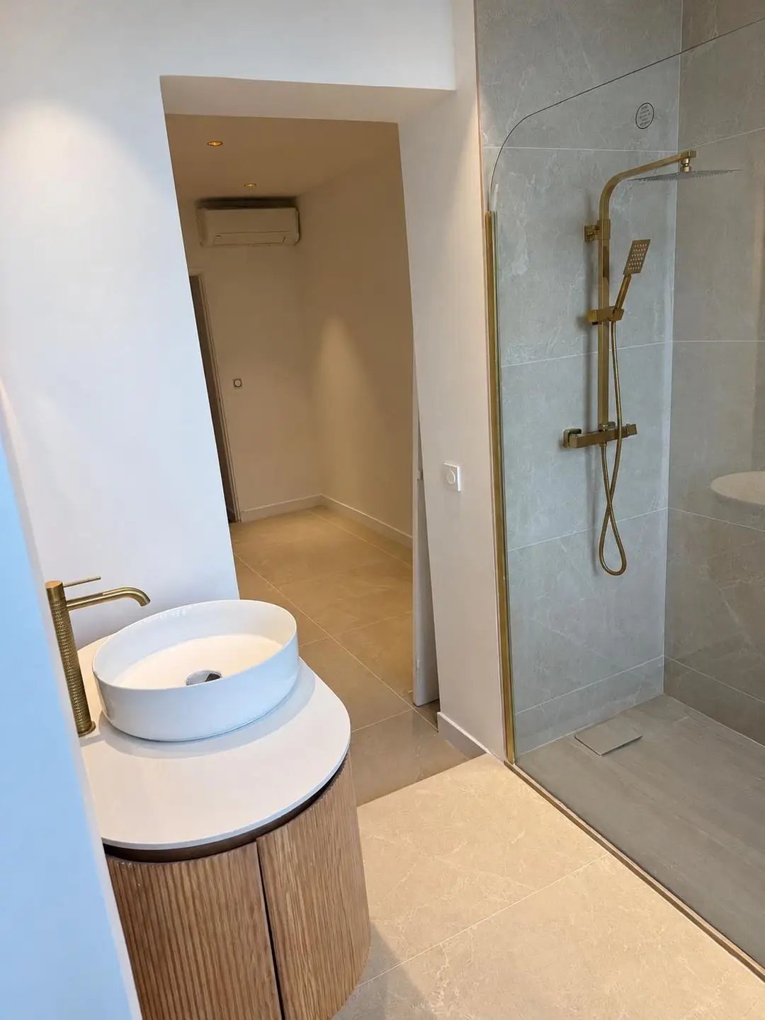 Appartement à louer, 110m², Marseille 8ème