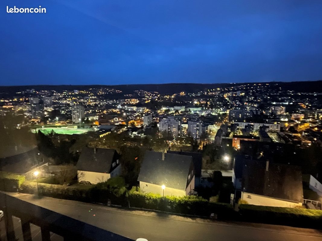 Appartement à louer, 84m², Maromme