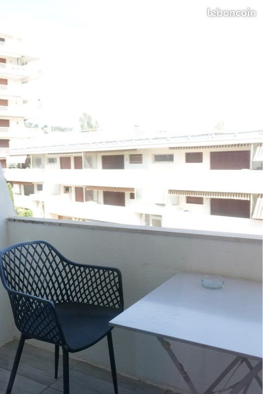 Appartement à louer, 19m², Cannes