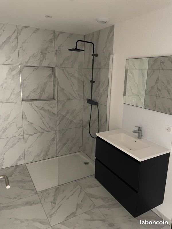 Appartement à louer, 69m², Neuves-Maisons