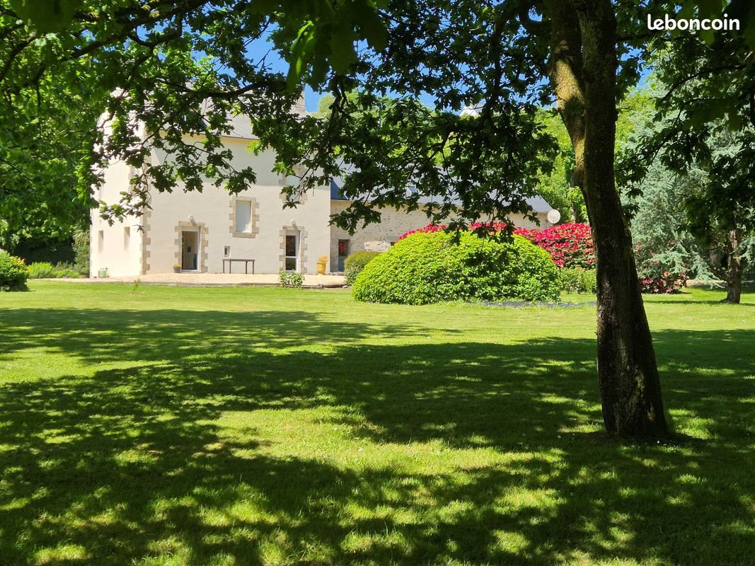 Maison à vendre, 243m², Landivisiau