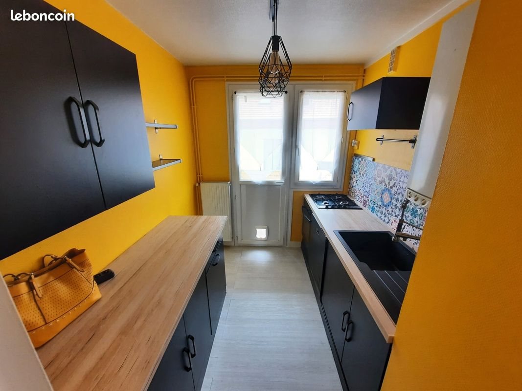 Appartement à louer, 57m², Saint-Etienne
