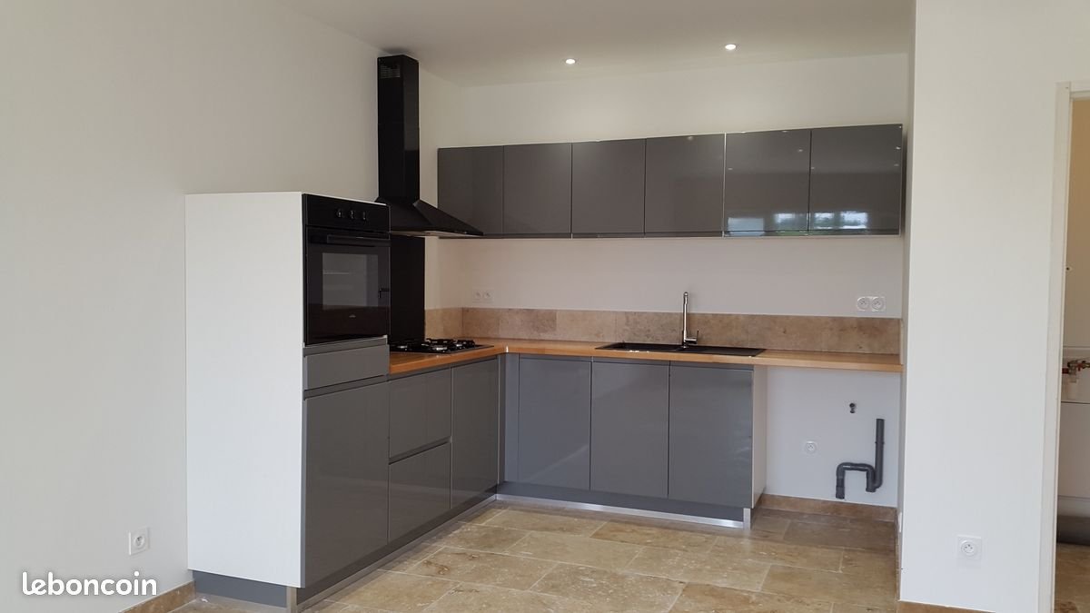 Appartement à louer, 53m², Barbentane