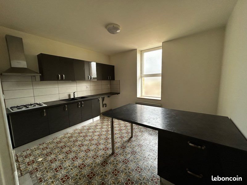 Maison à louer, 74m², Remoulins