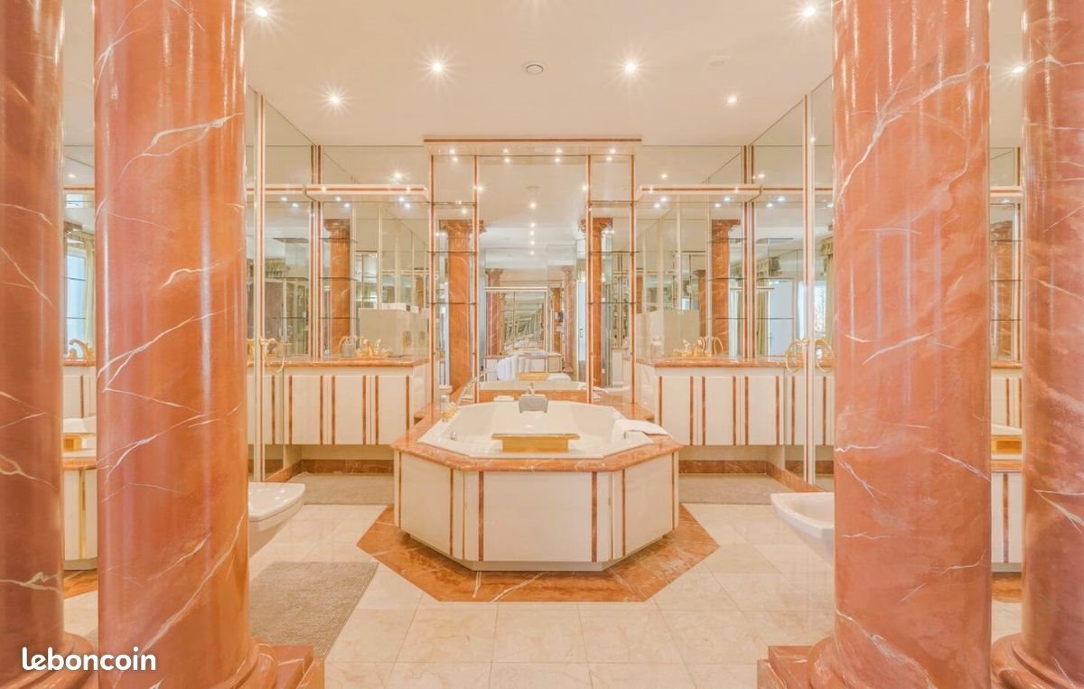 Appartement à louer, 213m², Paris 16ème