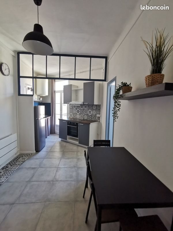 Appartement à louer, 33m², Hyères