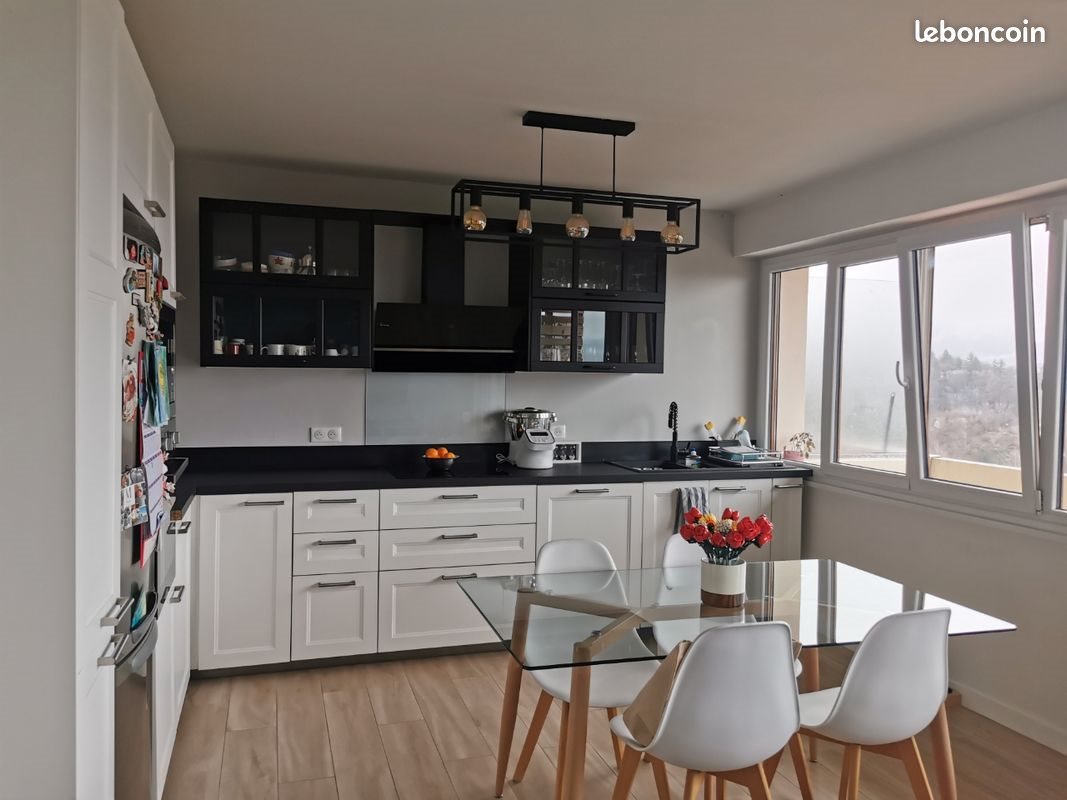 Appartement à louer, 69m², Bonneville