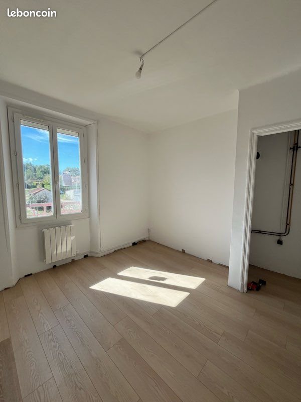Appartement à louer, 65m², Paray-le-Monial